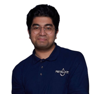 Headshot of Avya Malhotra